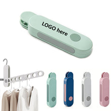Portable 7-Hole Foldable Travel Hanger