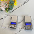Cell Phone-shaped Jewelry Scale with Protective Cover